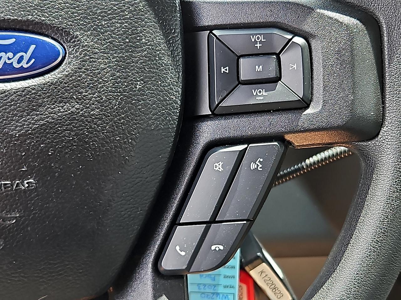 Ford E-Series Cutaway E-350 SRW 138" WB 2023