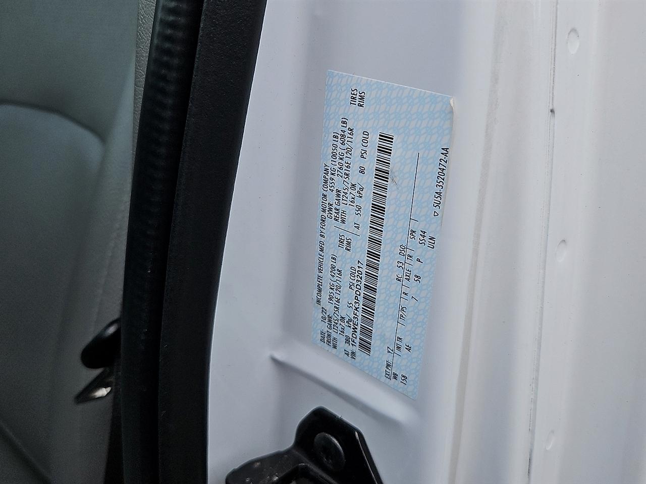 Ford E-Series Cutaway E-350 SRW 138" WB 2023