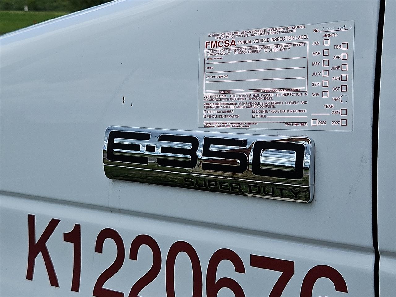 Ford E-Series Cutaway E-350 SRW 138" WB 2023
