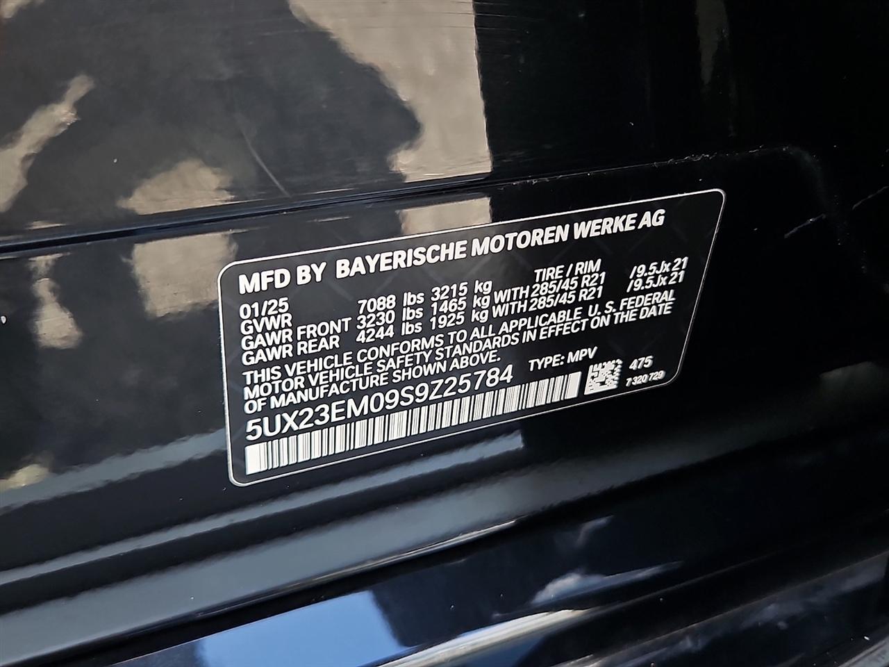 BMW X7 xDrive40i Sports Activity Vehicle 2025