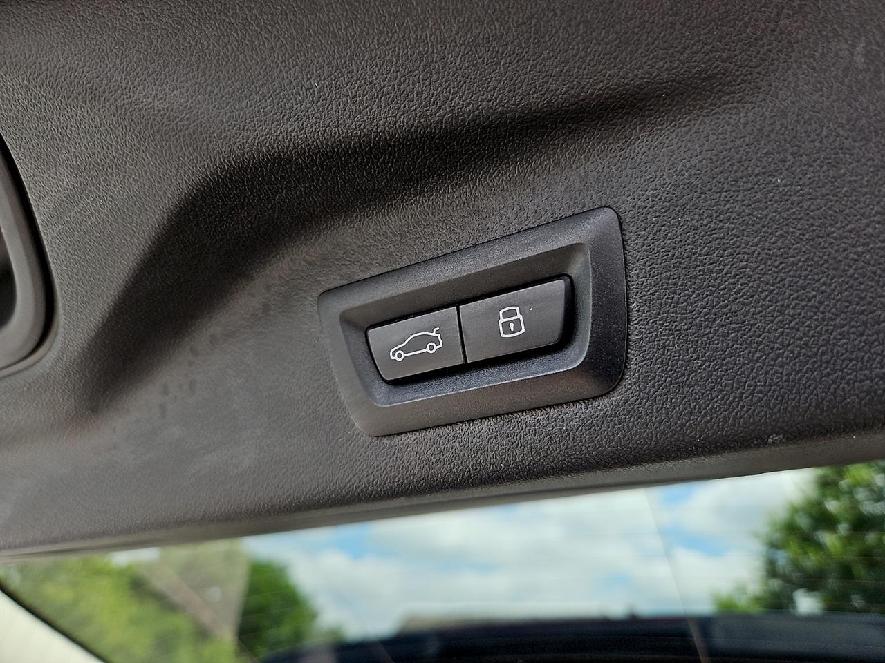 BMW X7 xDrive40i Sports Activity Vehicle 2025