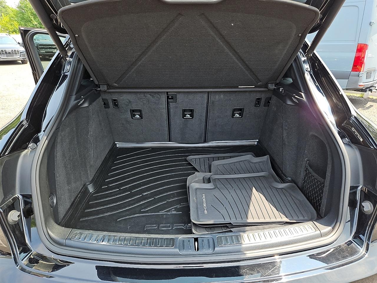 Porsche Macan AWD 2023