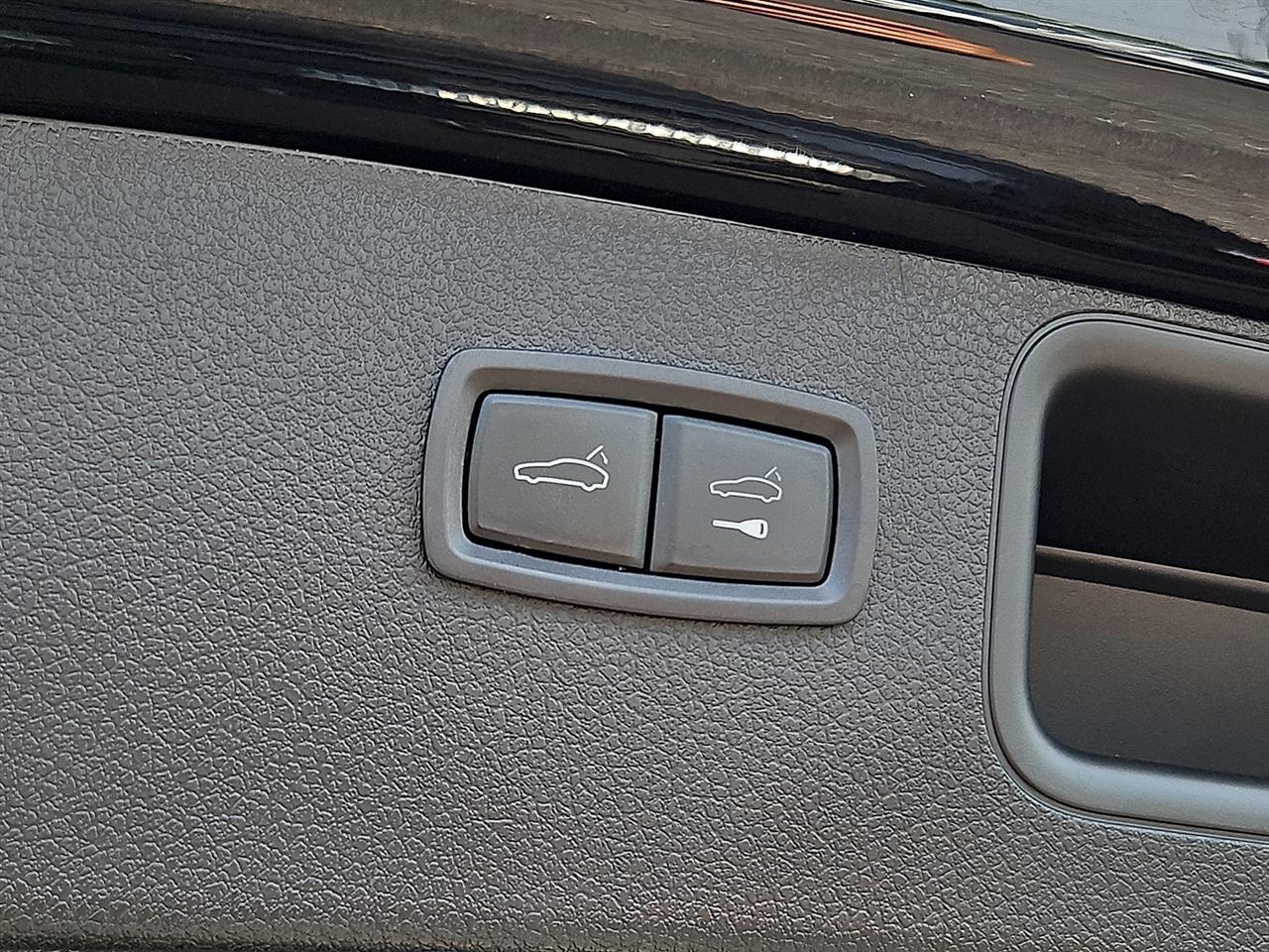 Porsche Macan AWD 2023