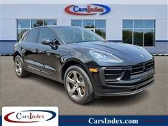 2023 Porsche Macan 