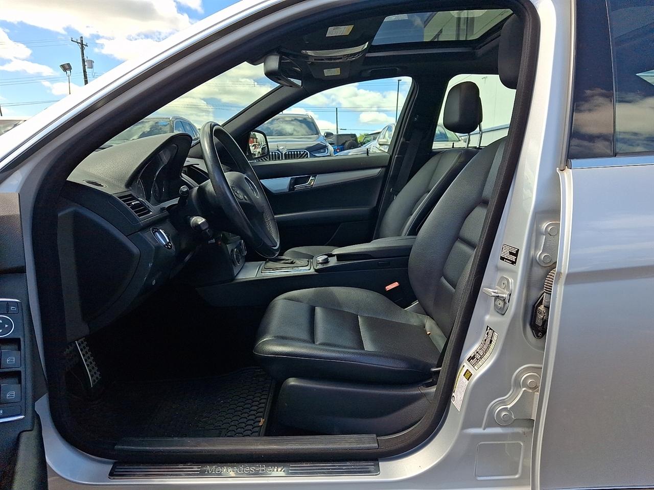 Mercedes-Benz C-Class 4dr Sdn 3.0L Sport 4MATIC 2009