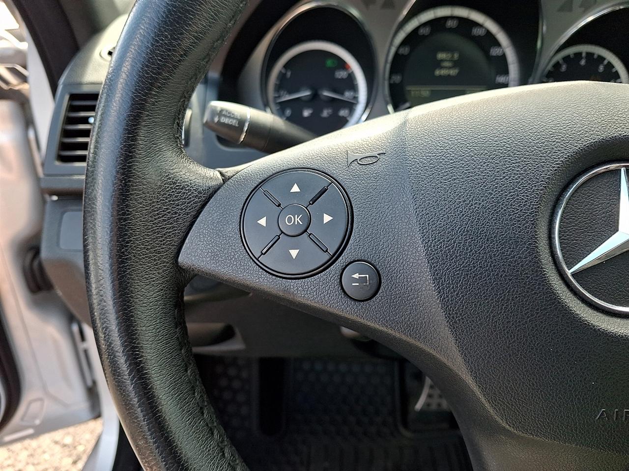 Mercedes-Benz C-Class 4dr Sdn 3.0L Sport 4MATIC 2009