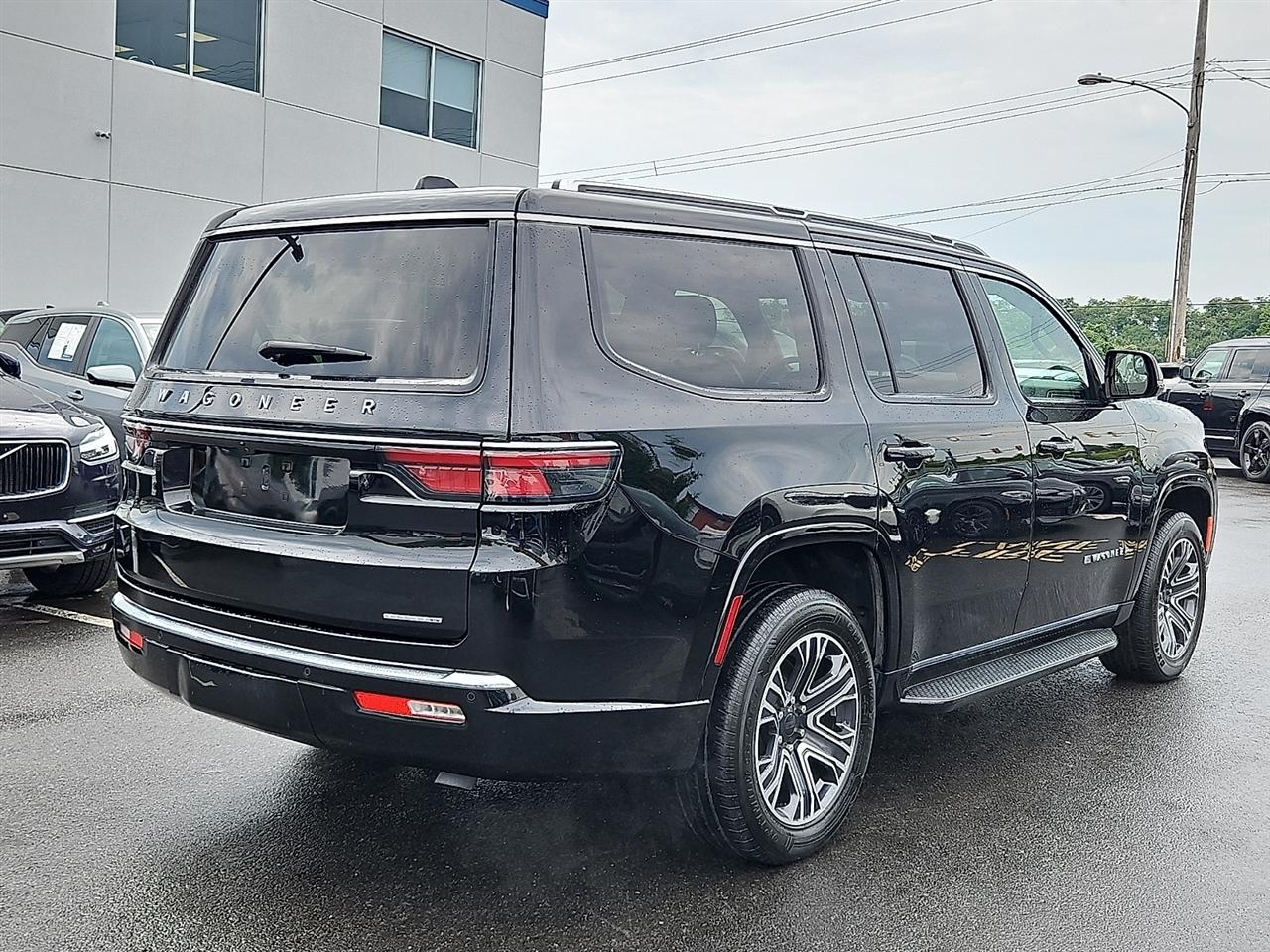 Jeep Wagoneer Series II 4x2 2024