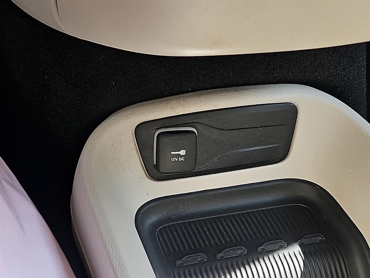 Chrysler Pacifica Touring L FWD 2024