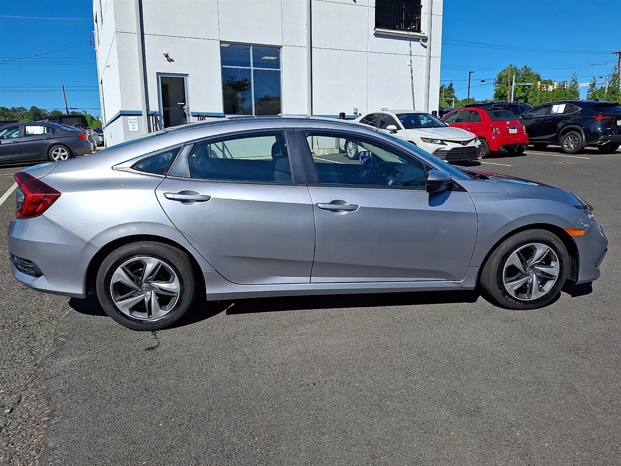 Honda Civic Sedan LX CVT 2021