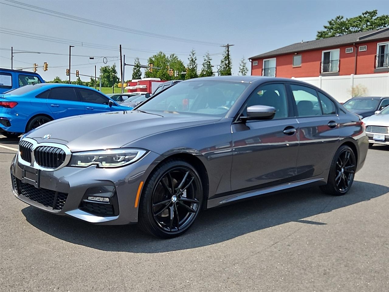 BMW 3 Series 330i xDrive Sedan North America 2022