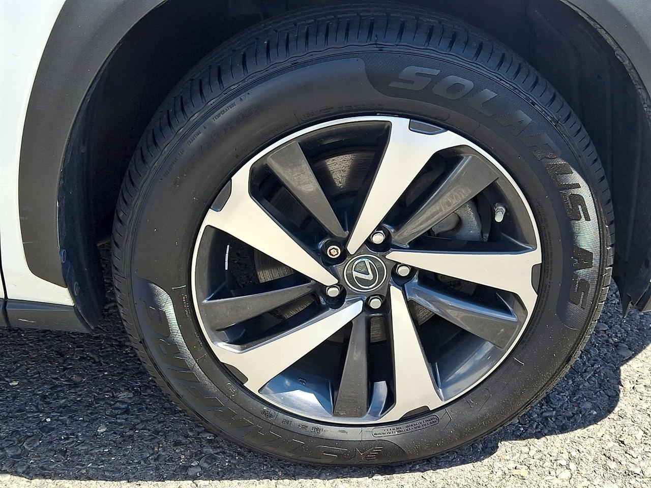 Lexus NX NX 300h AWD 2018