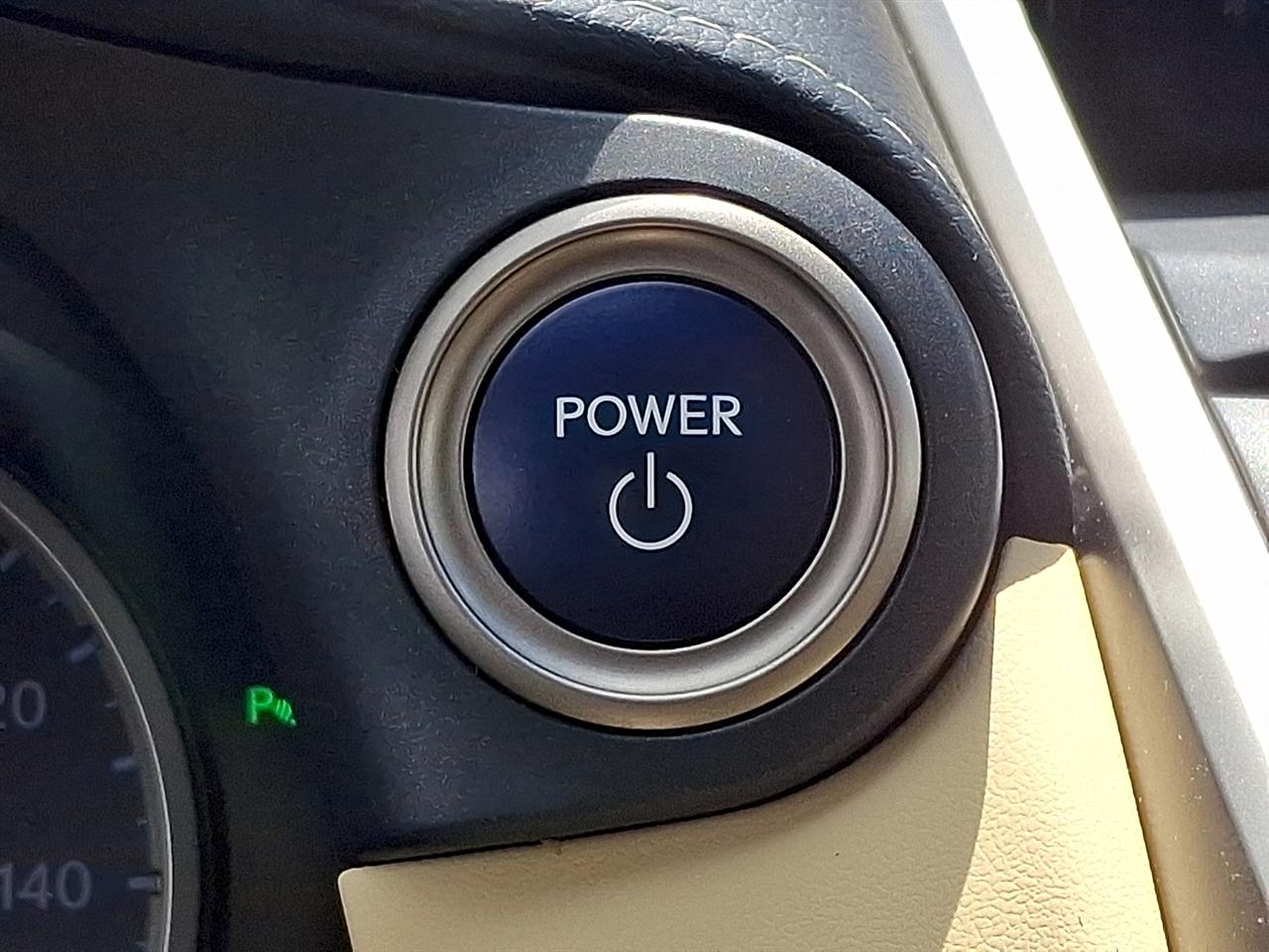Lexus NX NX 300h AWD 2018