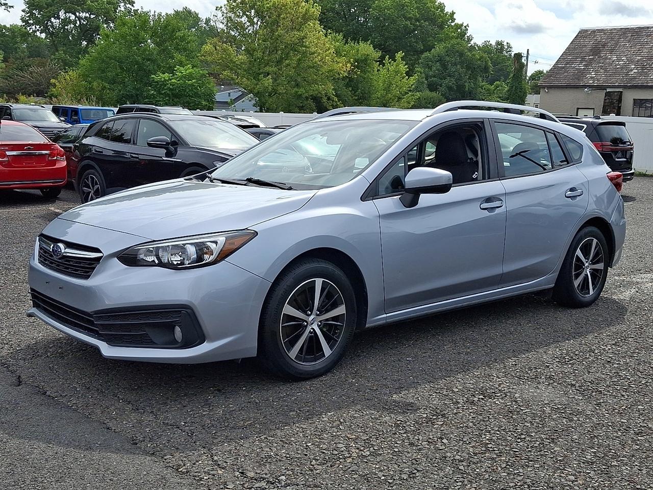 Subaru Impreza Premium 5-door CVT 2023