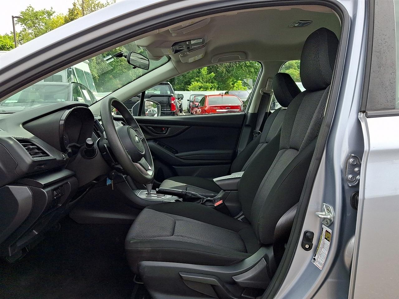 Subaru Impreza Premium 5-door CVT 2023