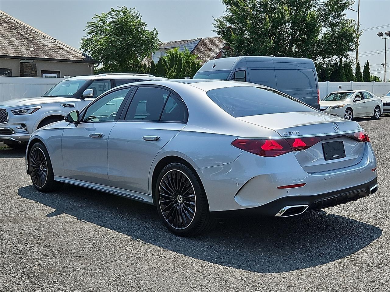 Mercedes-Benz E-Class E 350 4MATIC Sedan 2024