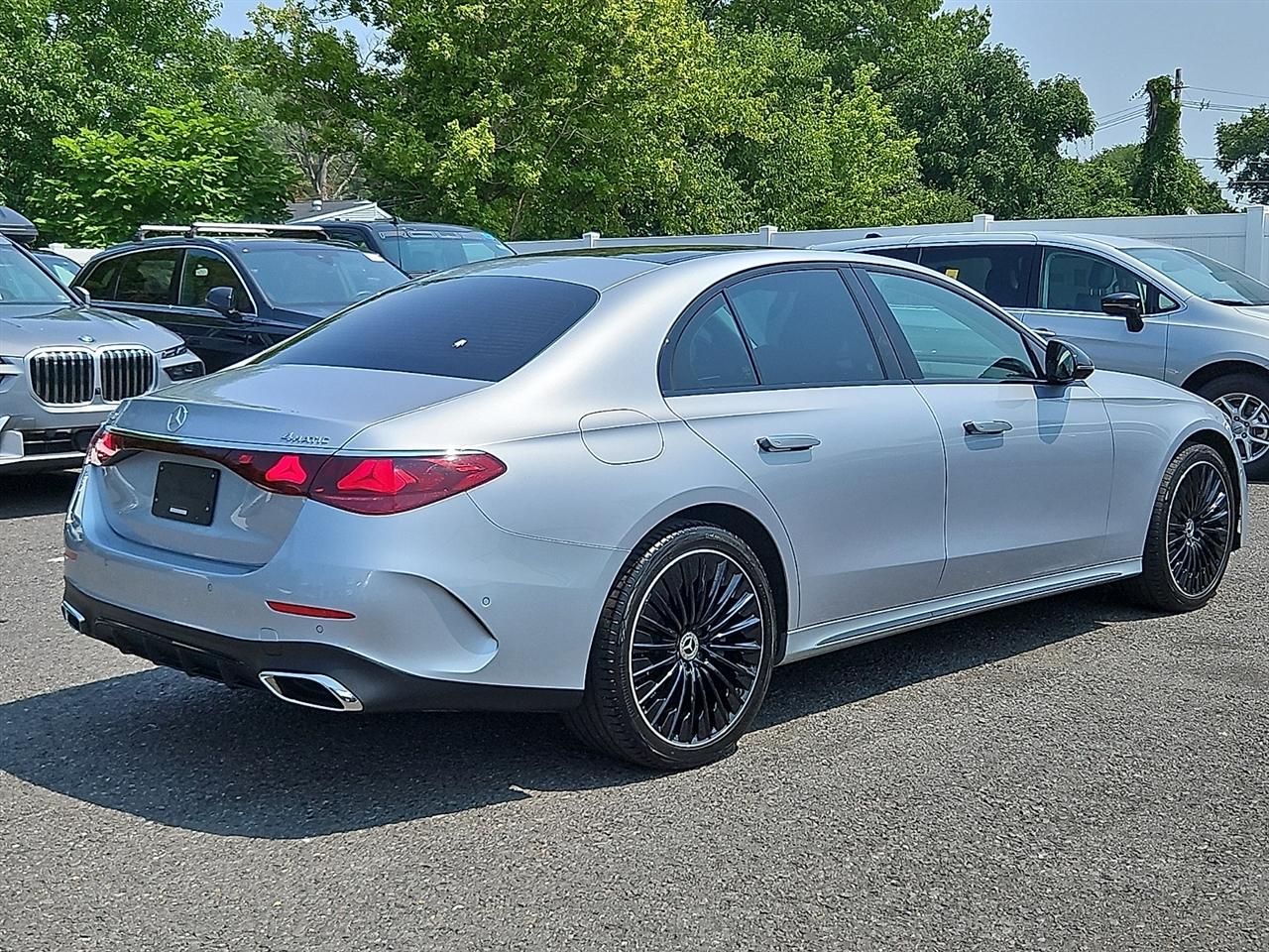 Mercedes-Benz E-Class E 350 4MATIC Sedan 2024