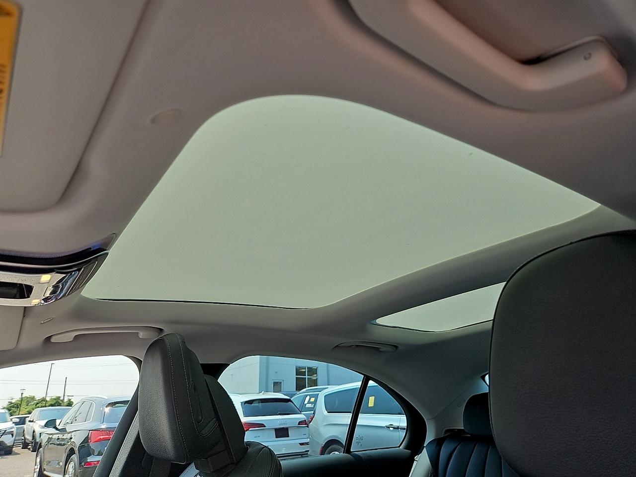 Mercedes-Benz E-Class E 350 4MATIC Sedan 2024
