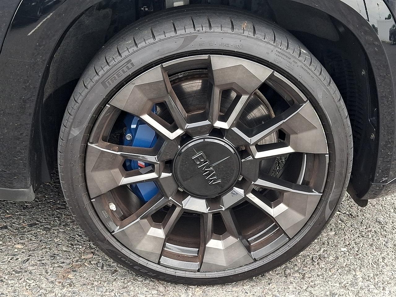 BMW XM Sports Activity Vehicle 2024