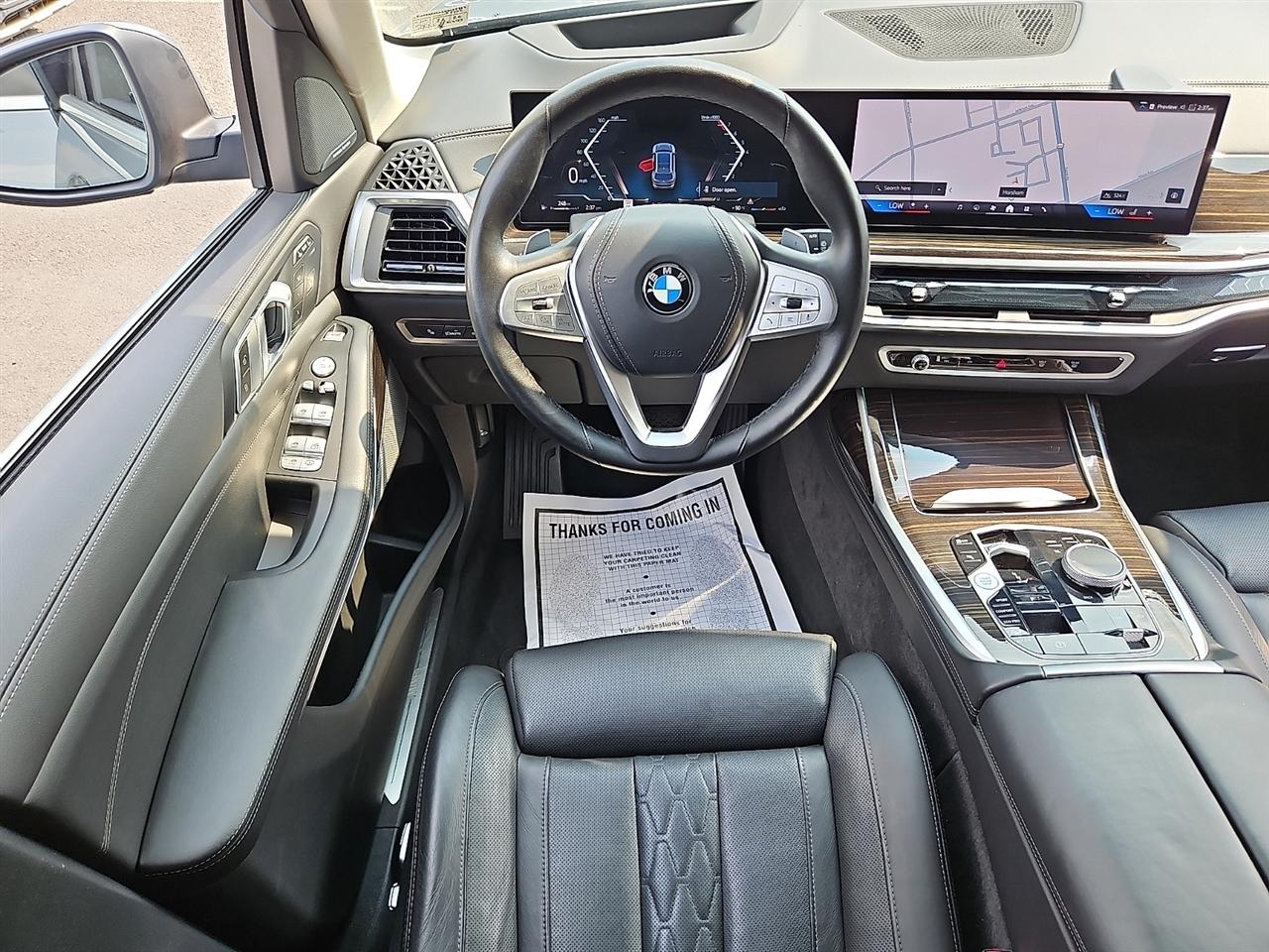 BMW X7 xDrive40i Sports Activity Vehicle 2025