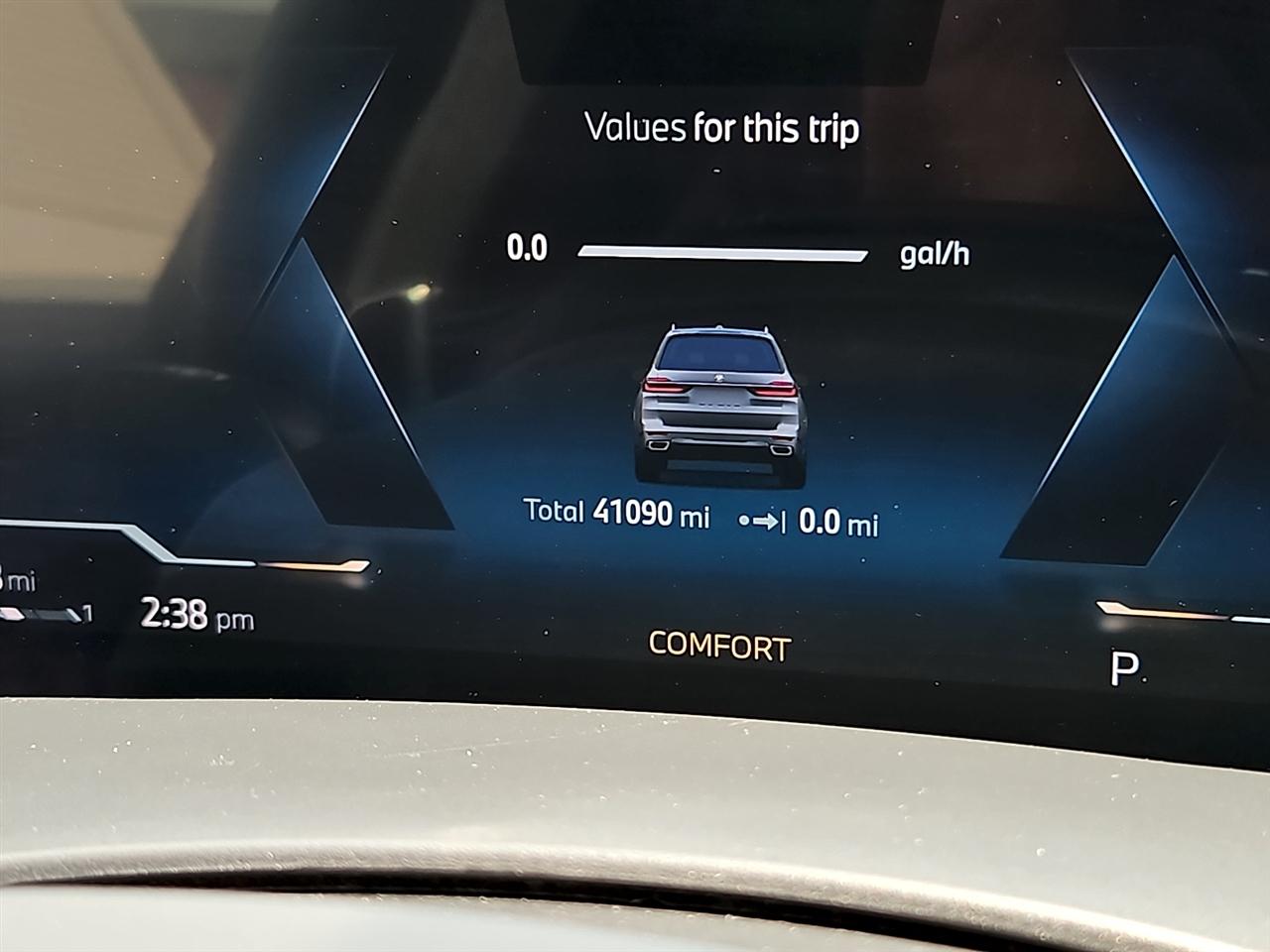 BMW X7 xDrive40i Sports Activity Vehicle 2025