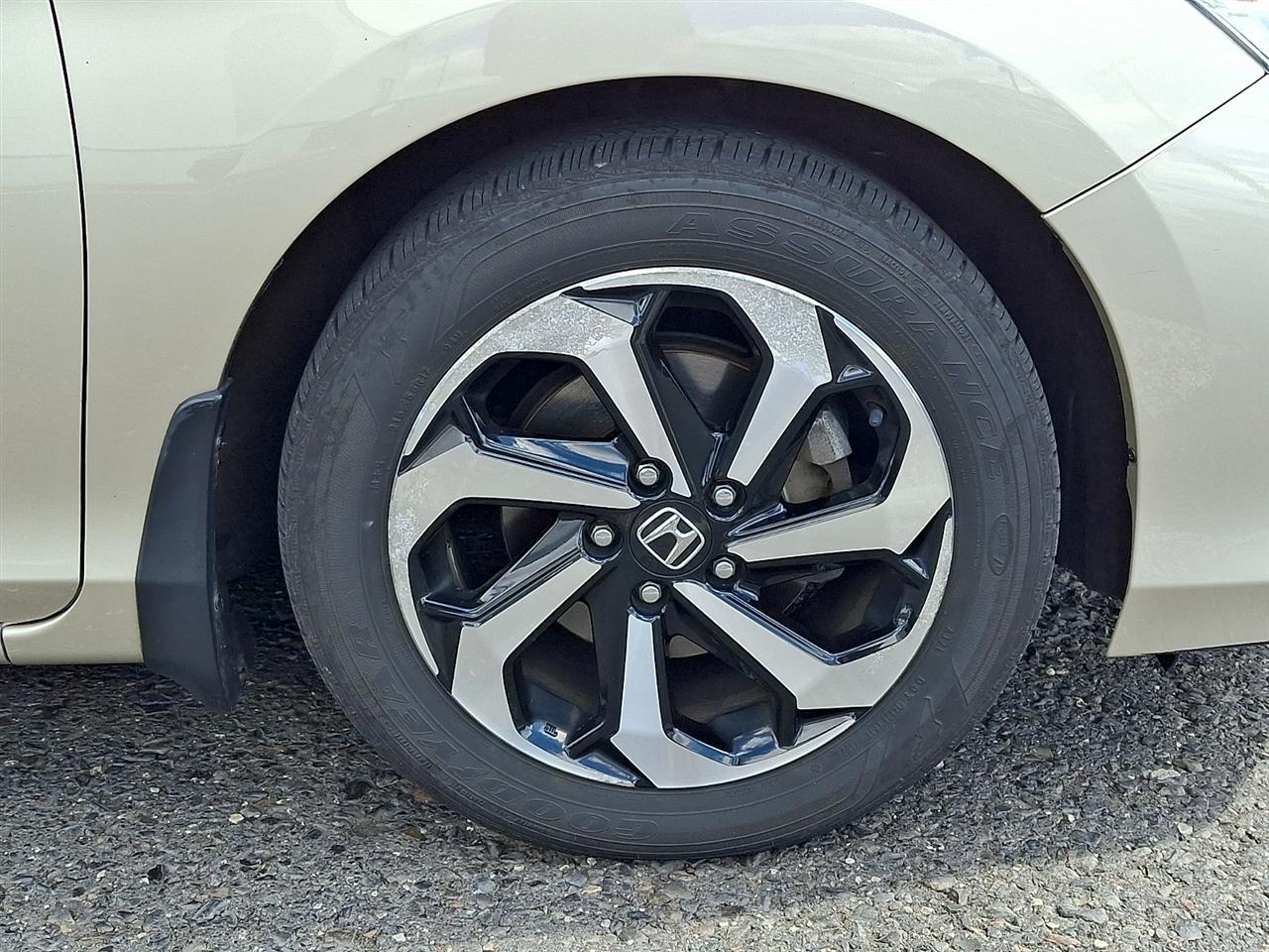 Honda Accord Sedan 4dr I4 CVT EX-L w/Navi & Honda Sensing 2016