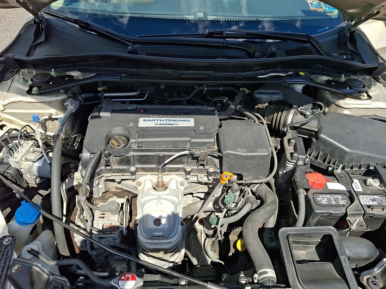 Honda Accord Sedan 4dr I4 CVT EX-L w/Navi & Honda Sensing 2016