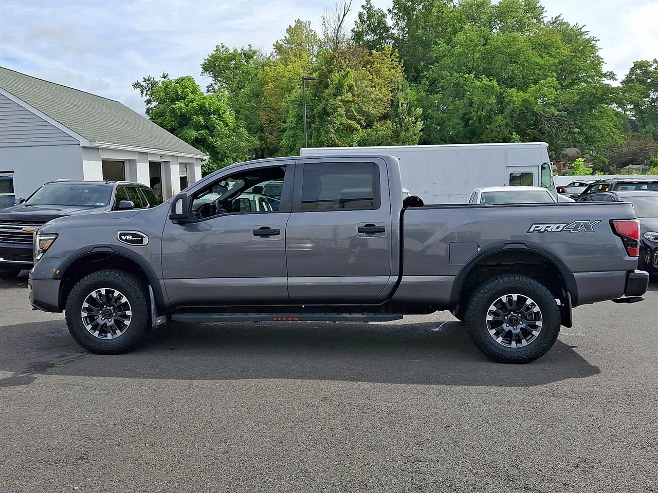 Nissan Titan XD 4x4 Crew Cab PRO-4X 2021