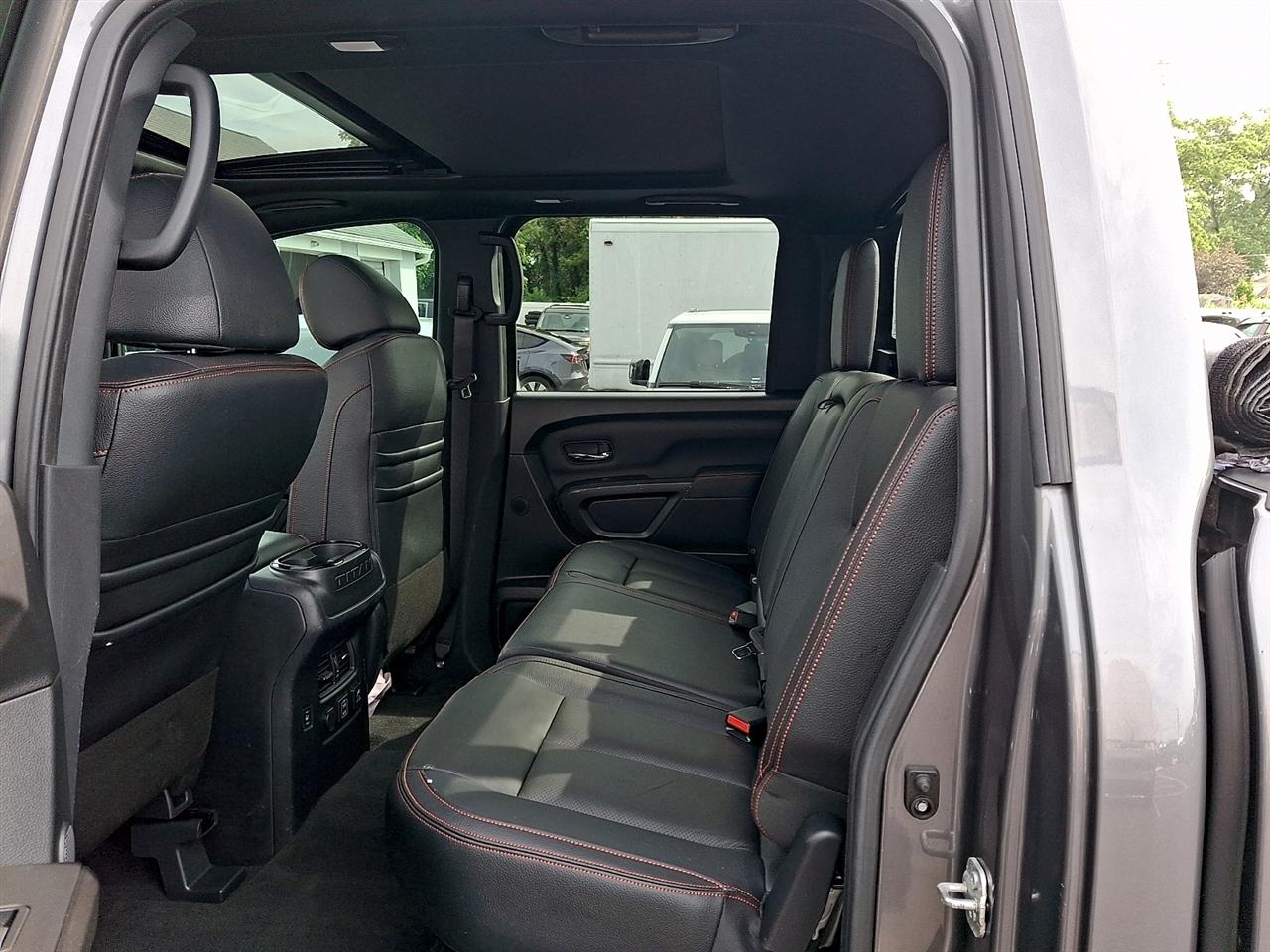 Nissan Titan XD 4x4 Crew Cab PRO-4X 2021