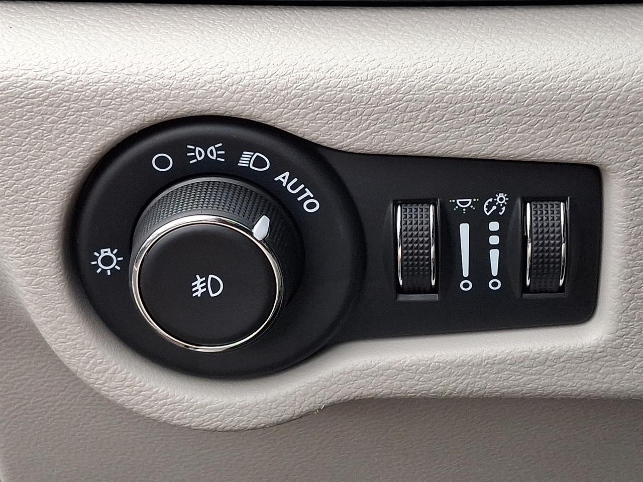 Chrysler Pacifica Touring L FWD 2022