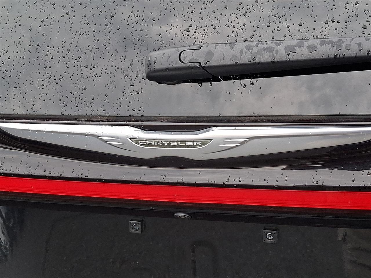 Chrysler Pacifica Touring L FWD 2022