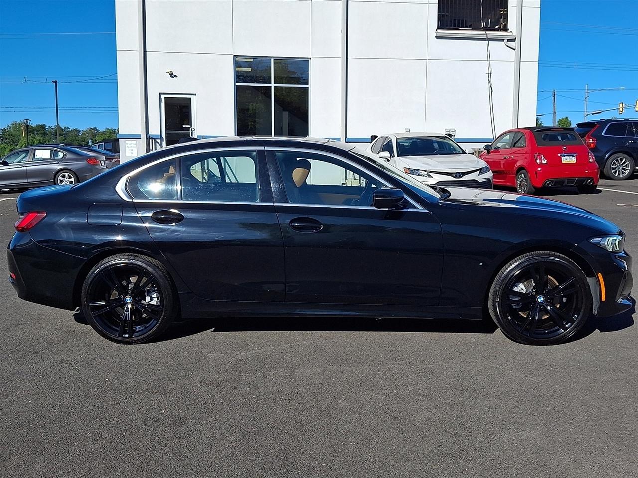 BMW 3 Series 330i xDrive Sedan 2024