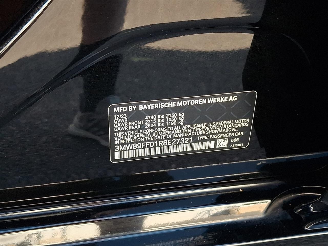 BMW 3 Series 330i xDrive Sedan 2024