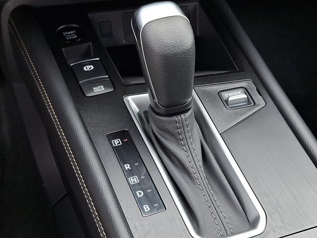 Nissan Kicks SV AWD 2025