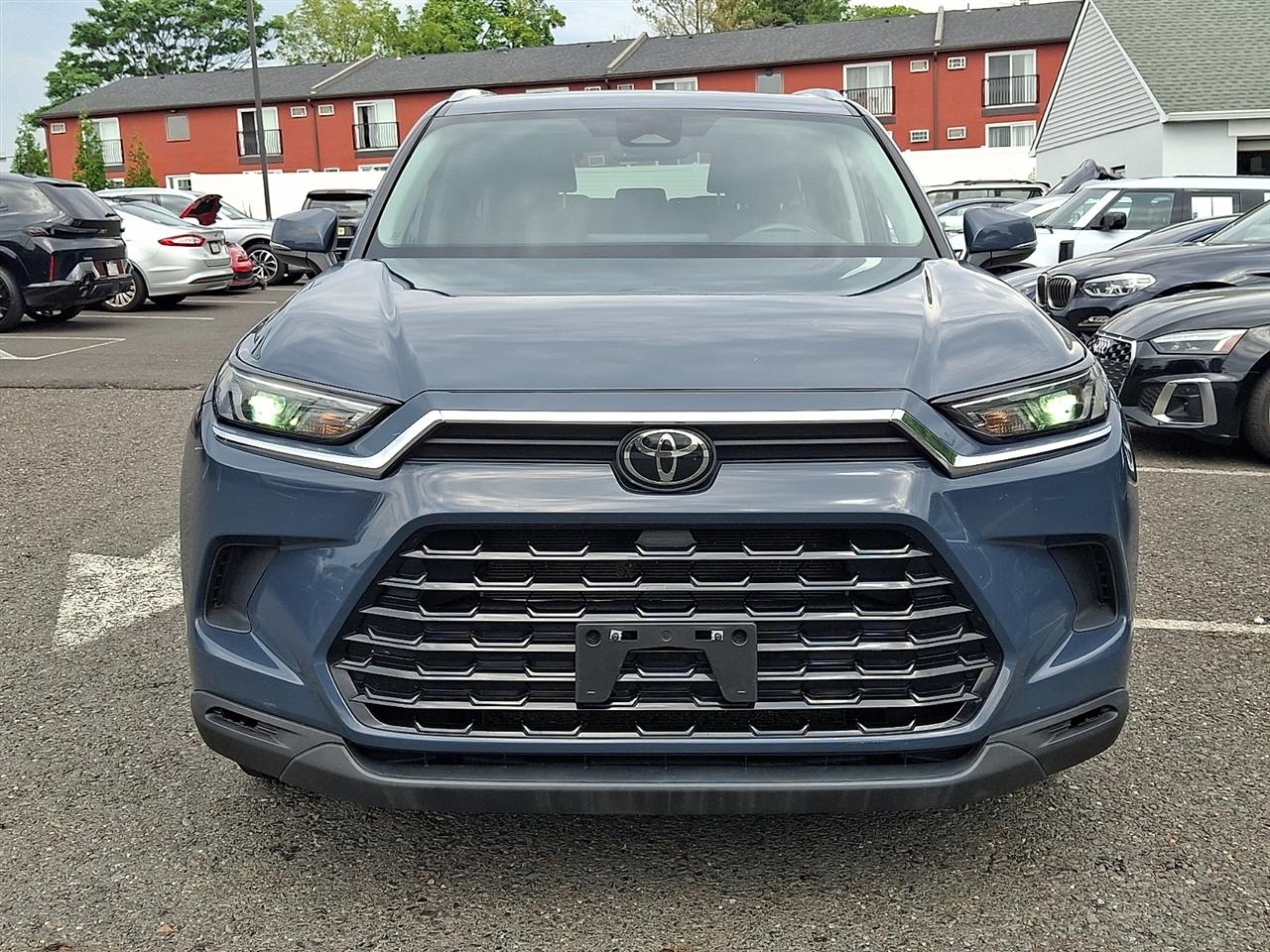 Toyota Grand Highlander Platinum AWD (Natl) 2024