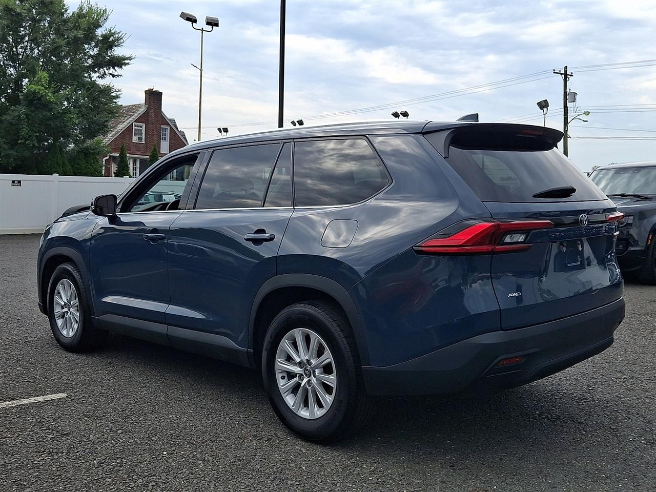 Toyota Grand Highlander Platinum AWD (Natl) 2024