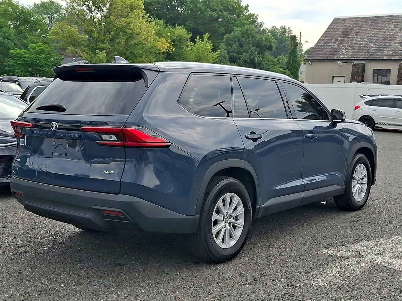 Toyota Grand Highlander Platinum AWD (Natl) 2024