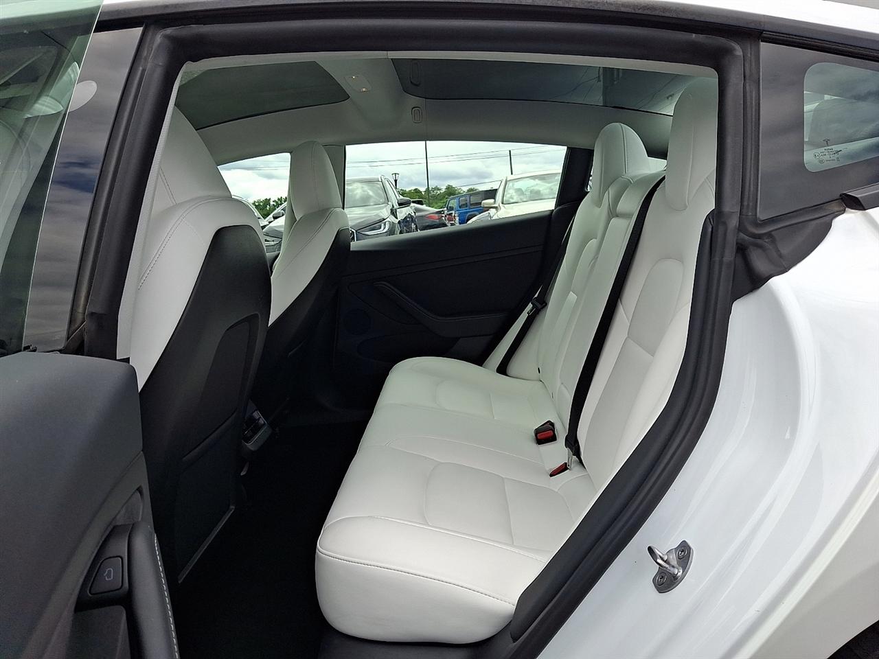 Tesla Model 3 RWD 2023