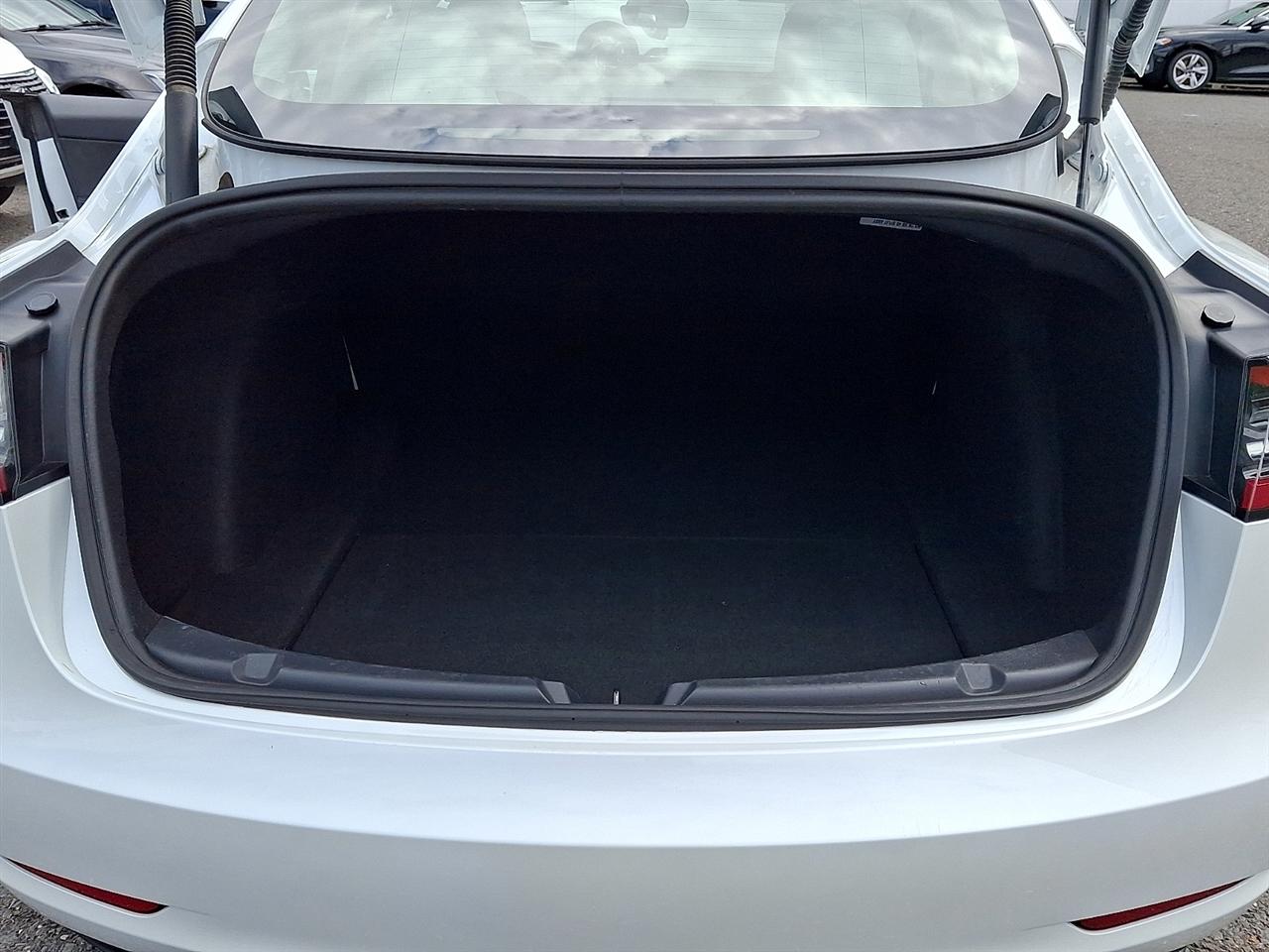 Tesla Model 3 RWD 2023