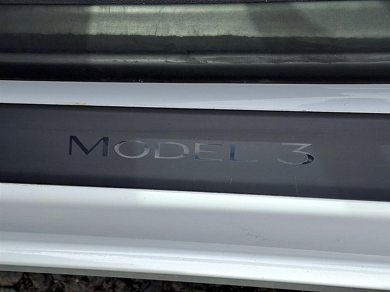 Tesla Model 3 RWD 2023