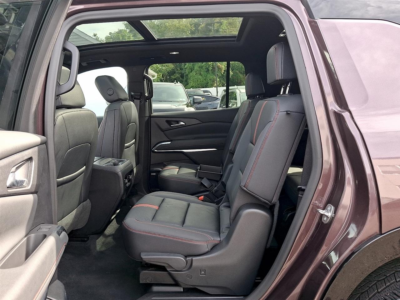 Chevrolet Traverse 4dr RS w/1RS 2024
