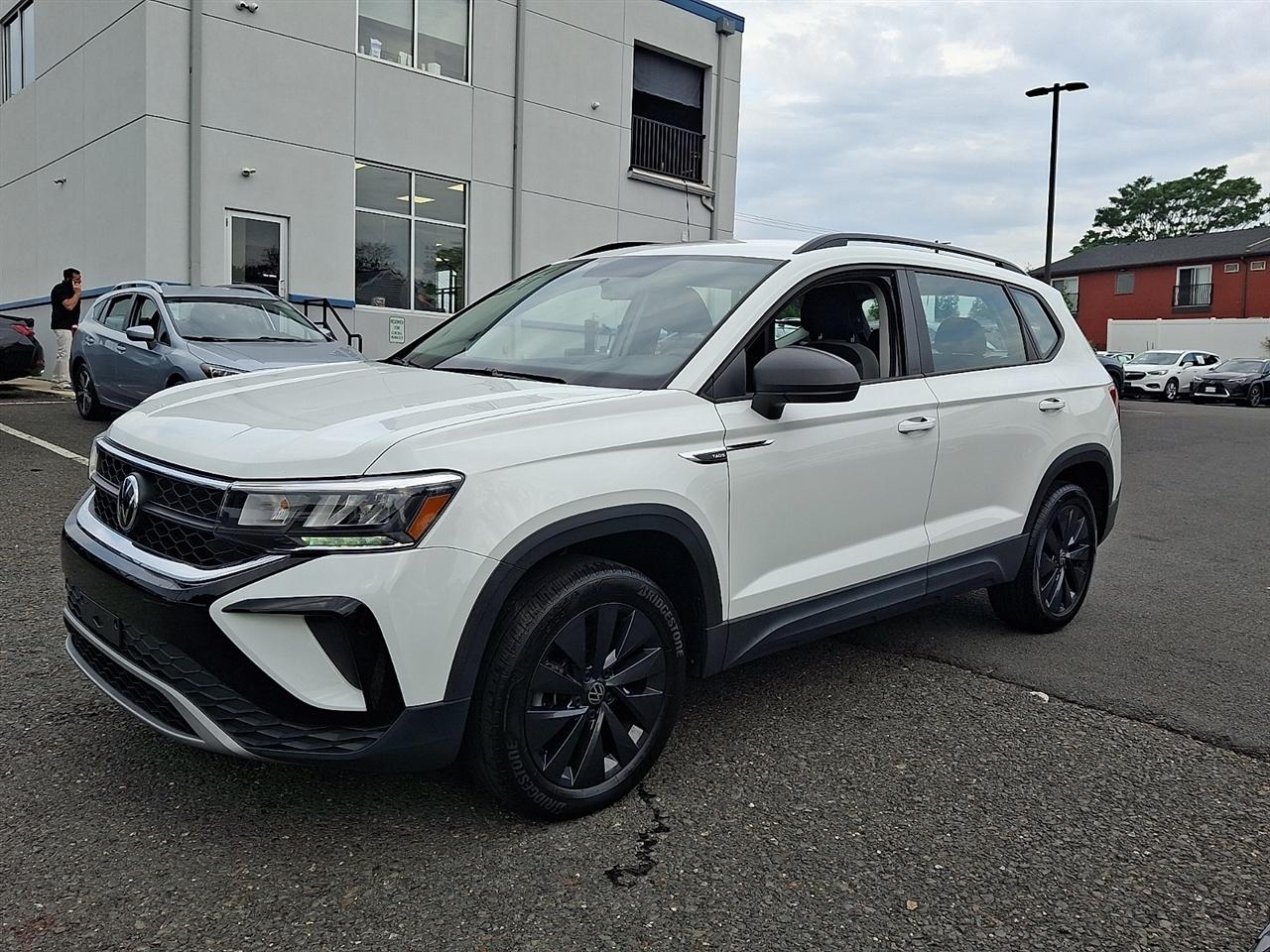 Volkswagen Taos S FWD 2022