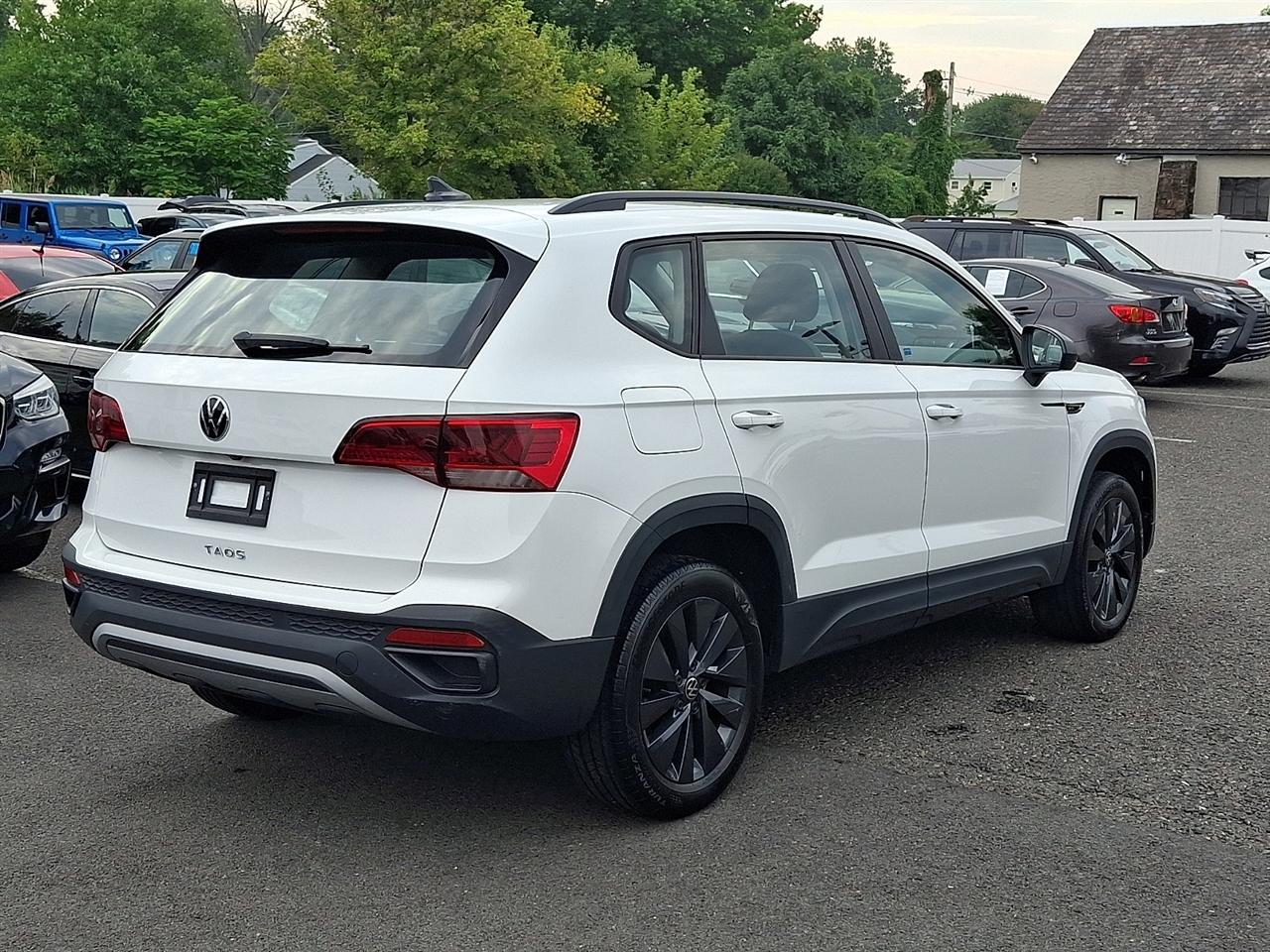 Volkswagen Taos S FWD 2022