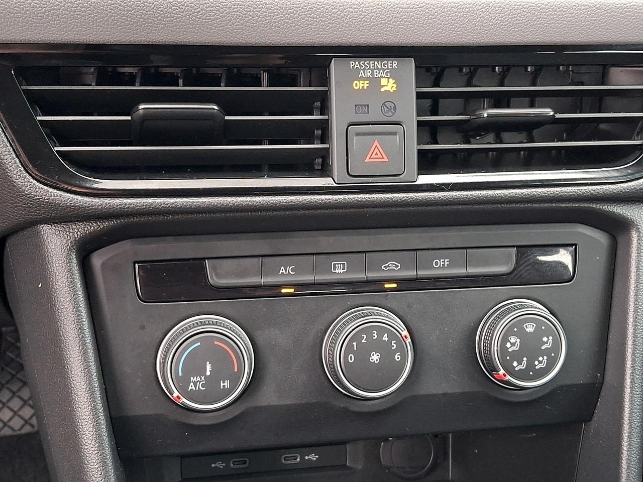 Volkswagen Taos S FWD 2022