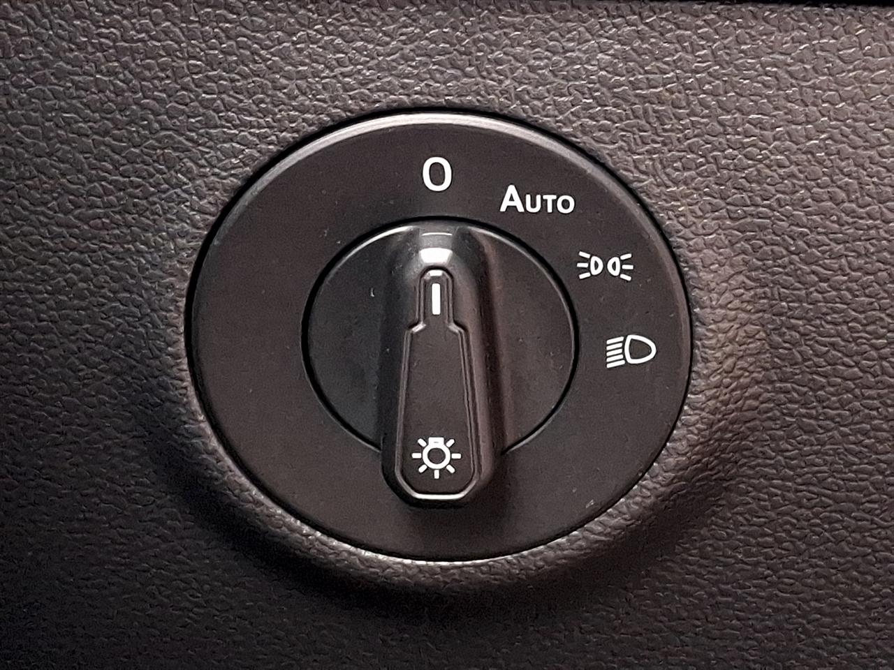 Volkswagen Taos S FWD 2022