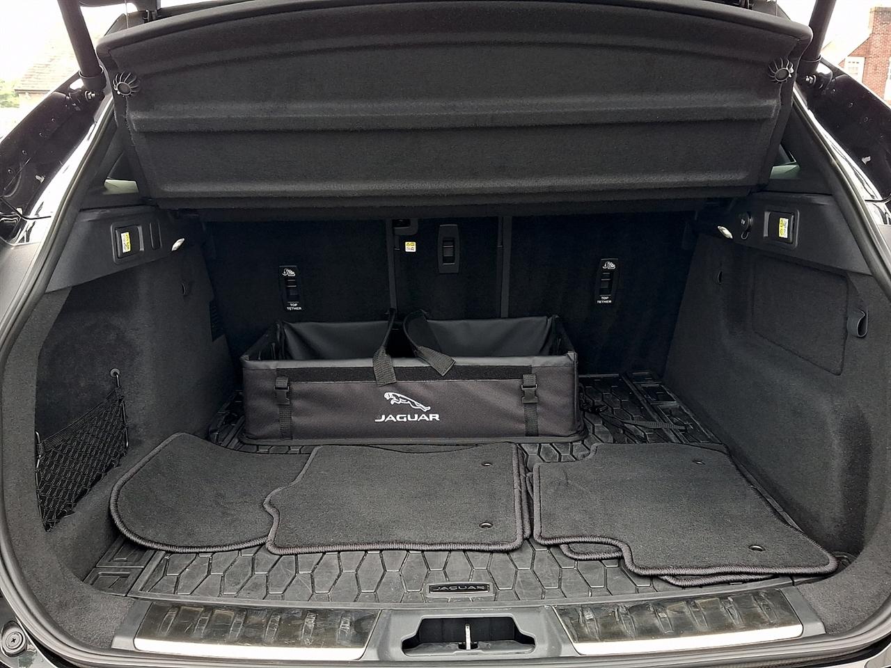 Jaguar F-Pace R-Dynamic S P250 AWD 2024