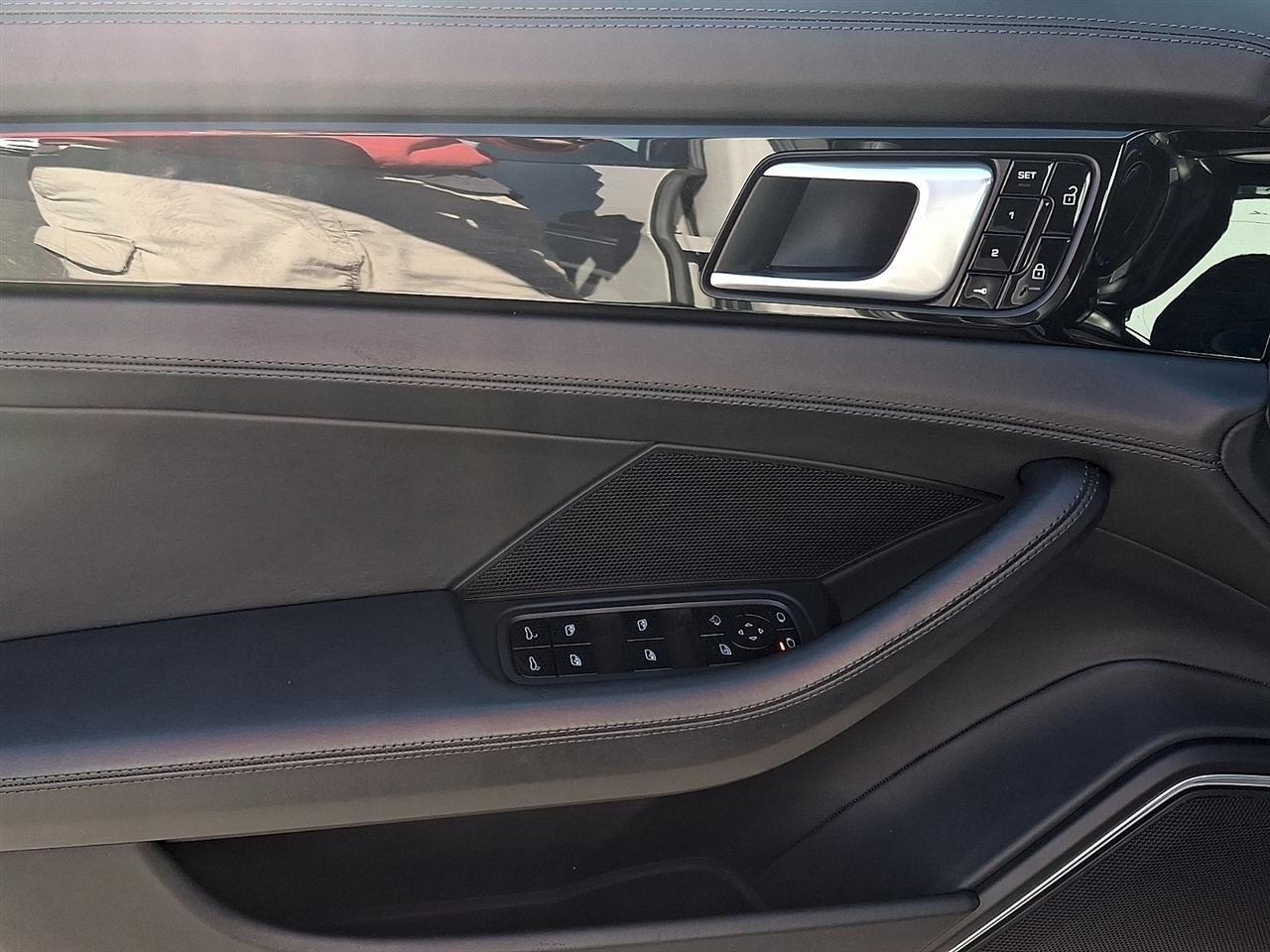 Porsche Panamera 4S AWD 2021