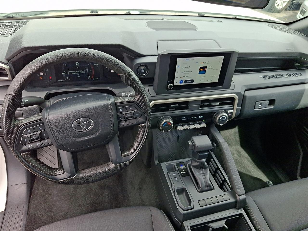 Toyota Tacoma 2WD SR XtraCab 6' Bed AT (Natl) 2024