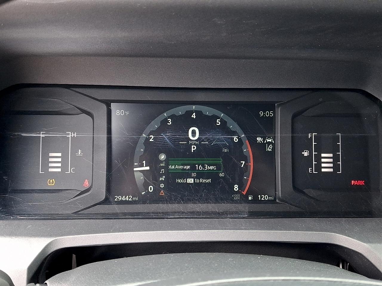 Toyota Tacoma 2WD SR XtraCab 6' Bed AT (Natl) 2024