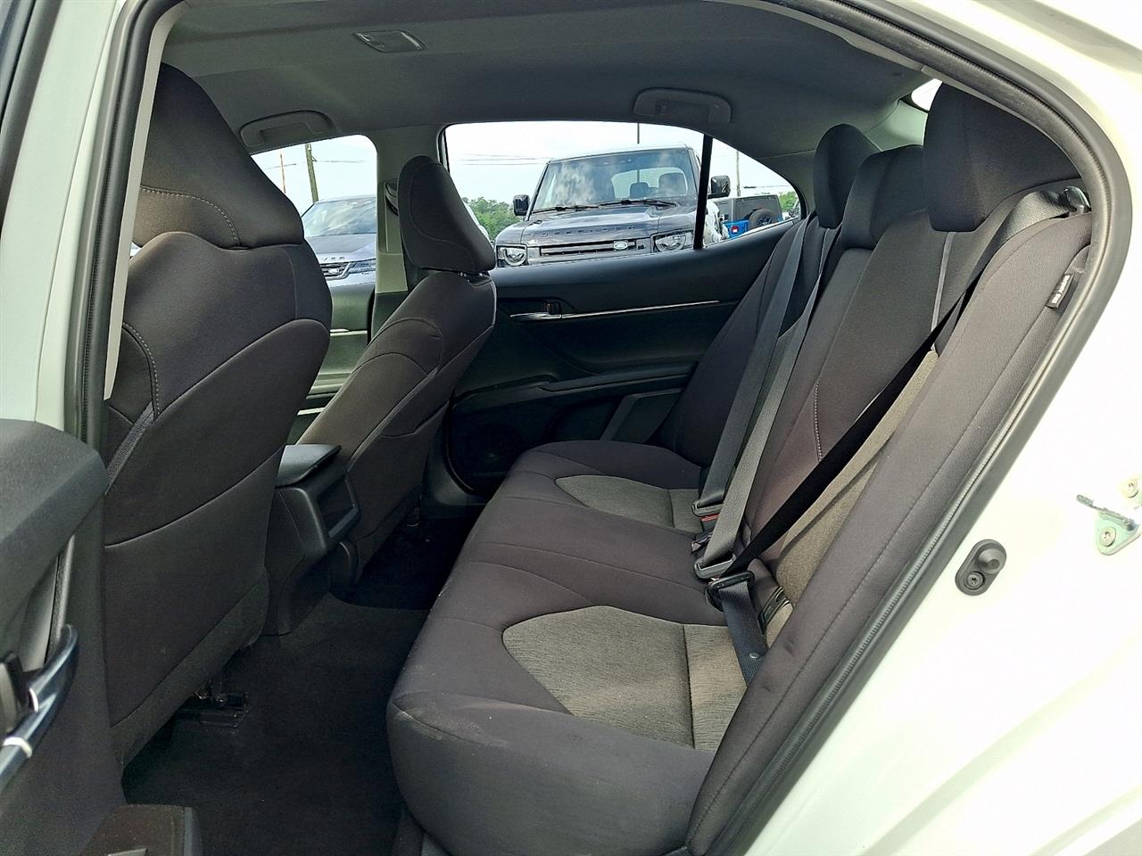 Toyota Camry LE Auto (Natl) 2022