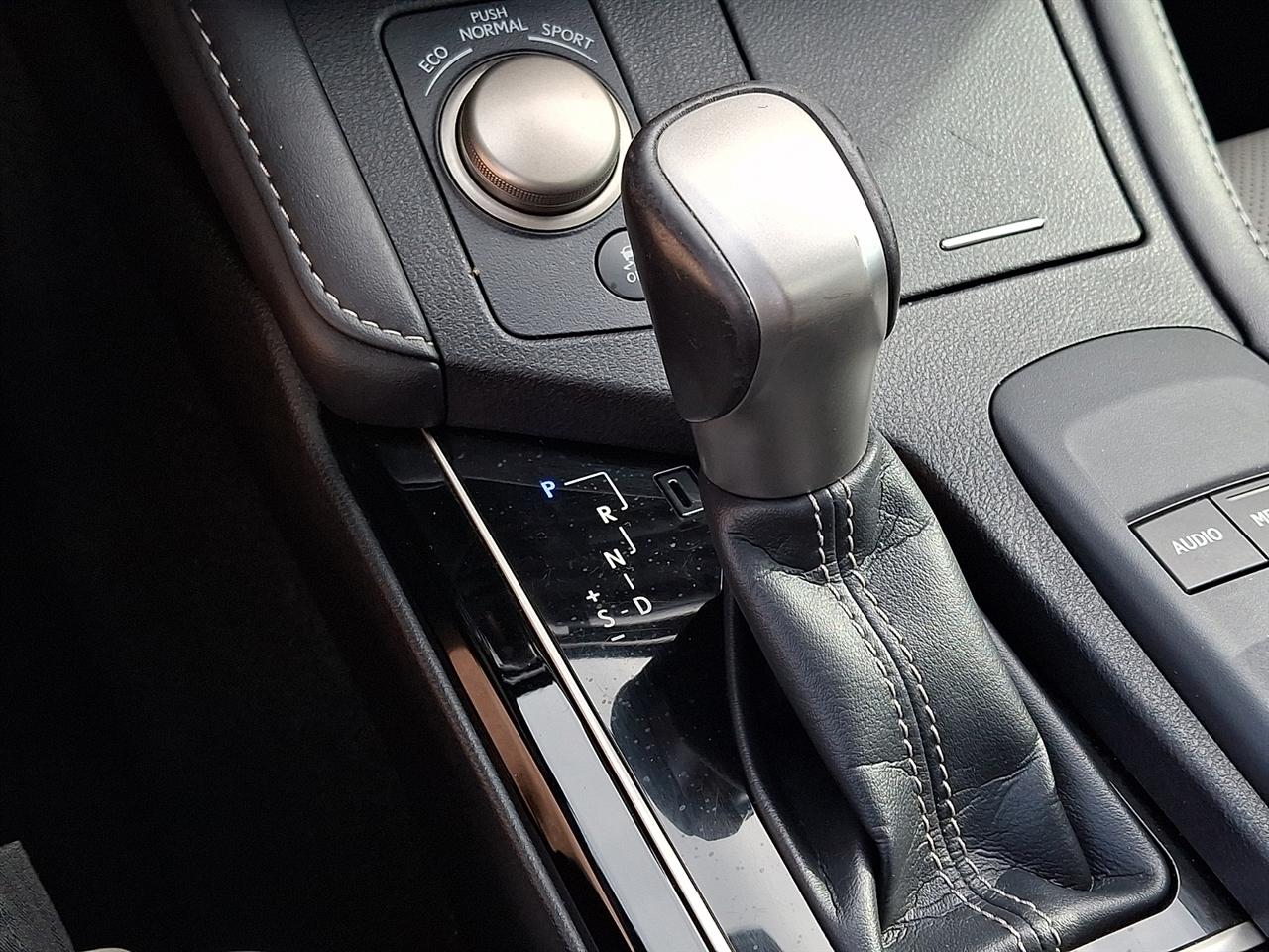 Lexus ES ES 350 FWD 2017